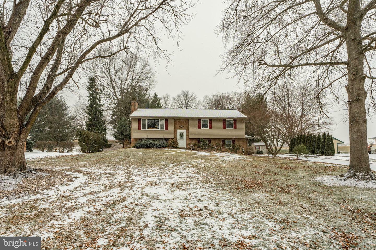 Property Photo:  448 S Cope Hill Drive  PA 17545 