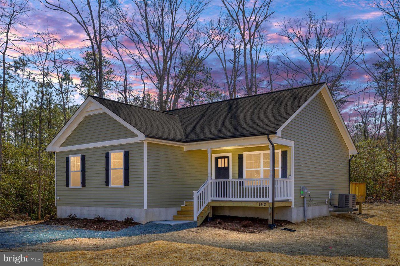 142 Poplar Lane  Colonial Beach VA 22443 photo
