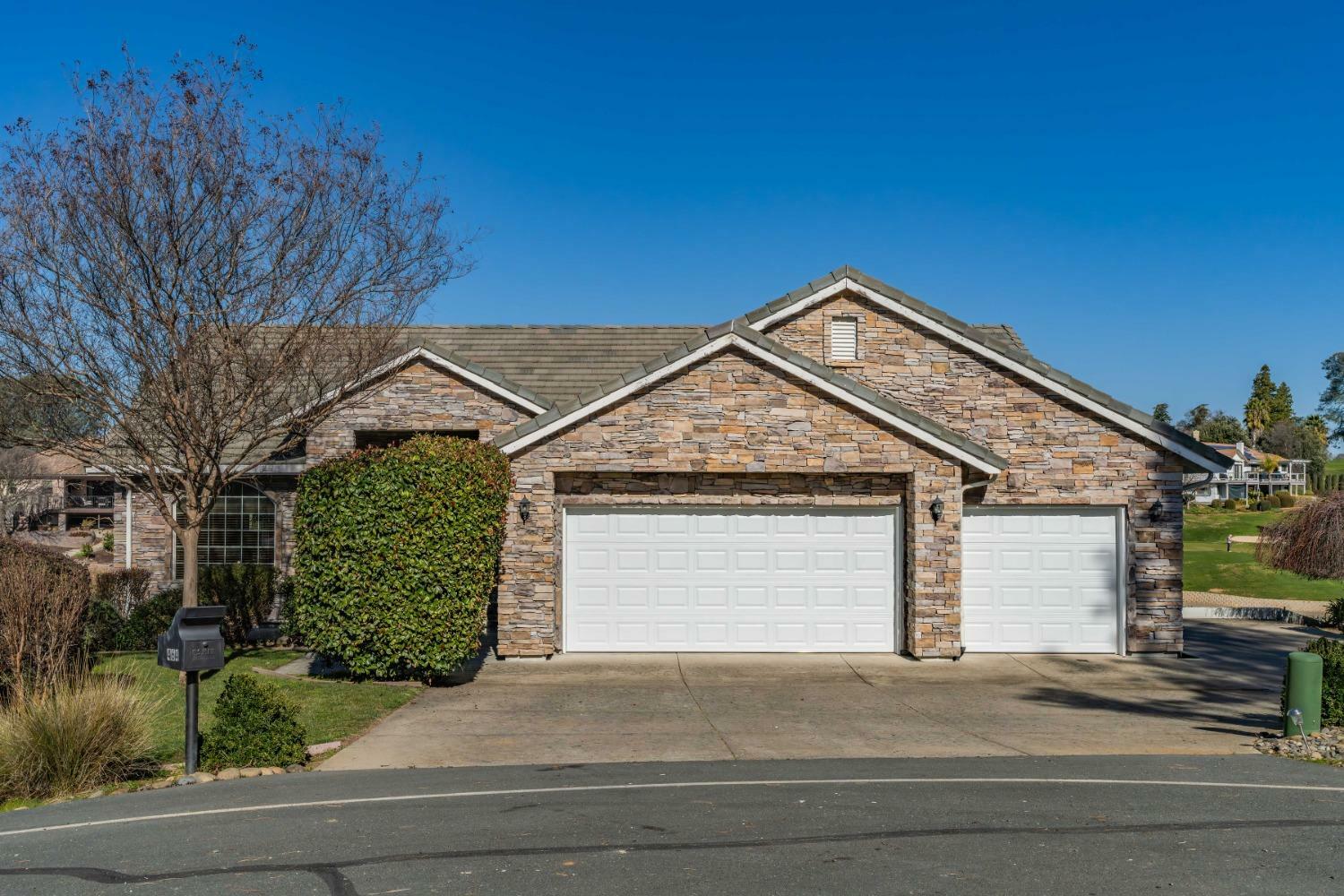 Property Photo:  464 Pine Valley Court  CA 95252 