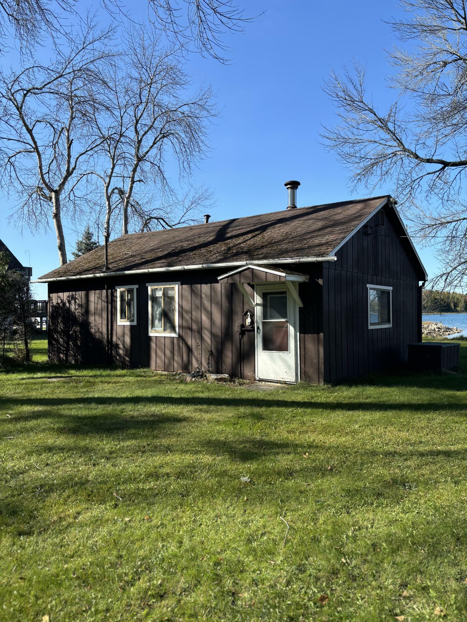 30873 E Tourist Rd  Drummond Island MI 49726 photo