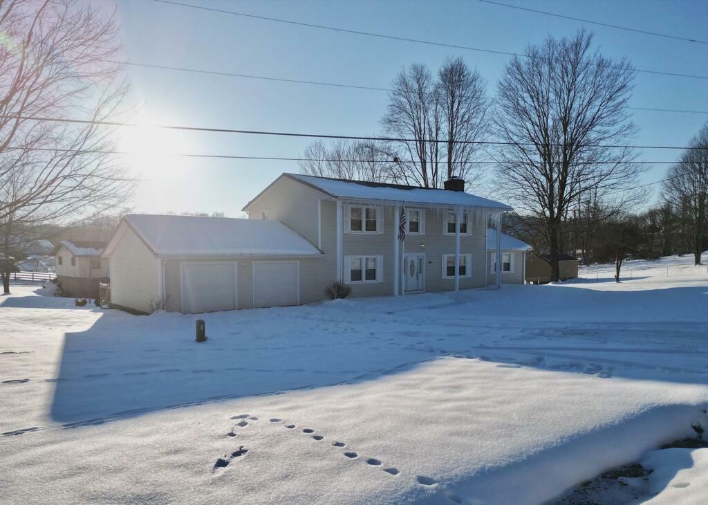 Property Photo:  350 Starbuck Rd  WV 26651 