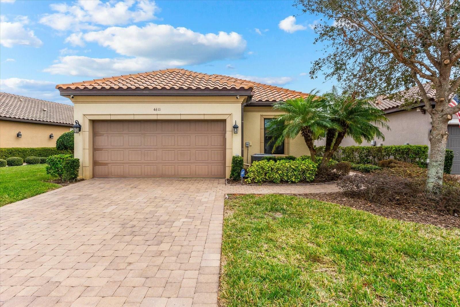 Property Photo:  4611 Alexandria Court  FL 34221 