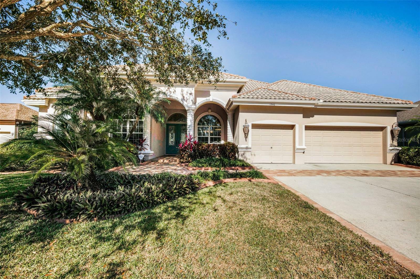 Property Photo:  1540 Parilla Circle  FL 34655 