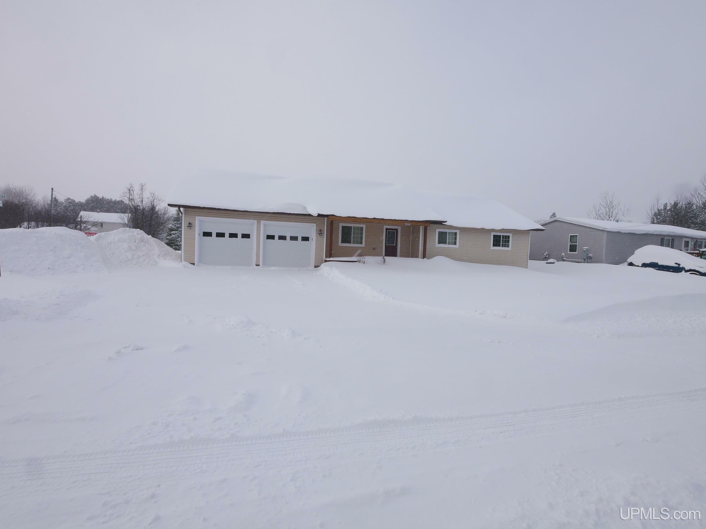46551 Healy Street  Dodgeville MI 49921 photo