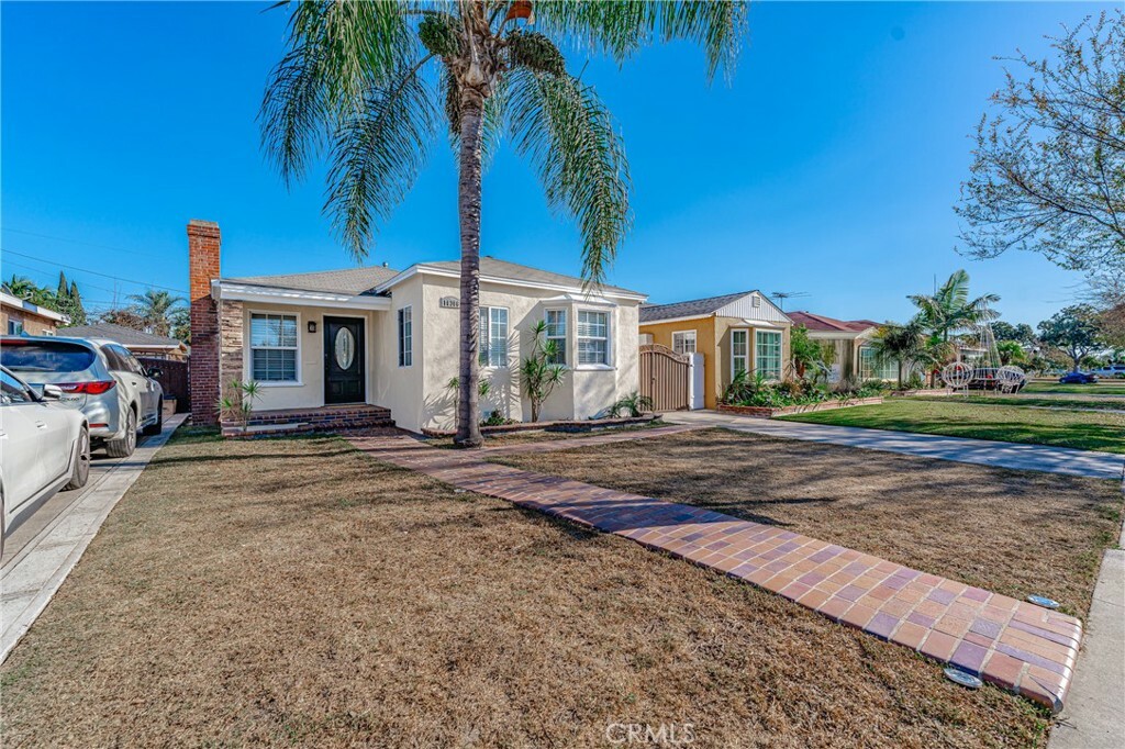Property Photo: 10306 Dorothy Avenue CA 90280