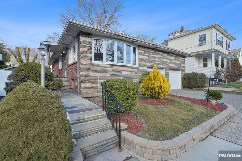 Property Photo:  21 E Central Avenue  NJ 07621 