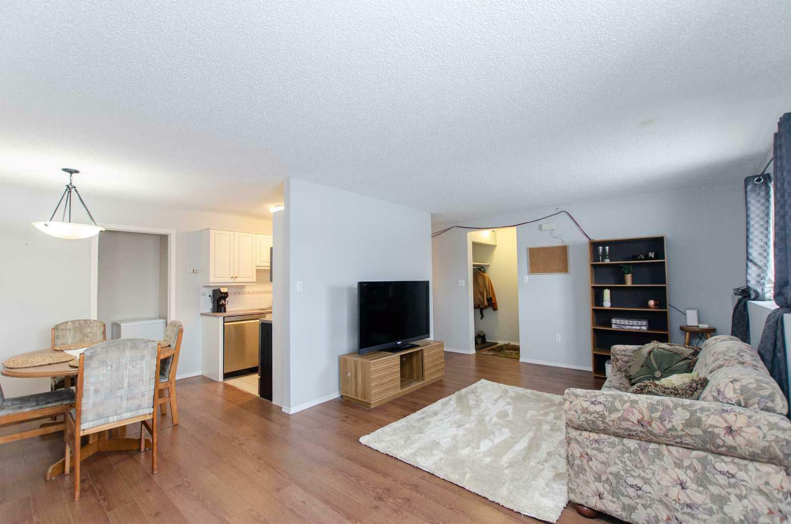 Property Photo:  11 Stanton Street 32  AB T4N 0B9 