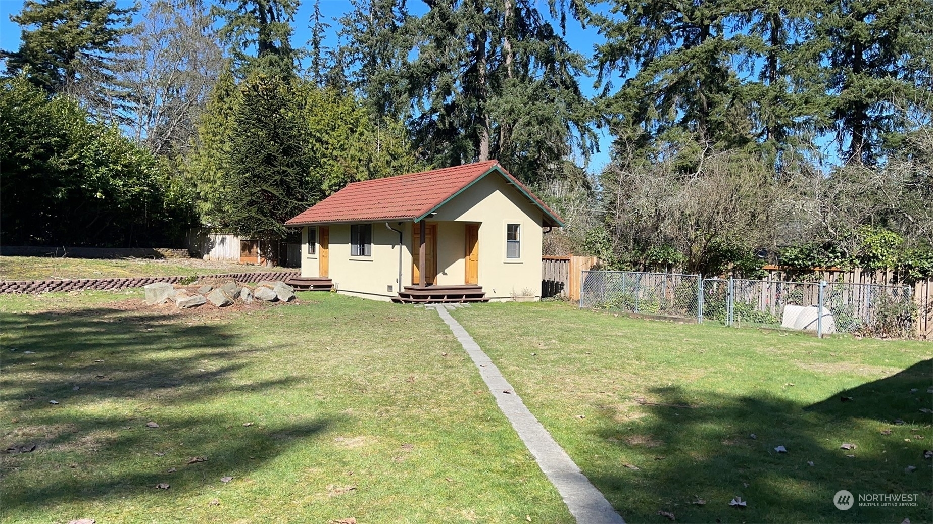 Property Photo:  2615  146th Ave Avenue SE  WA 98007 