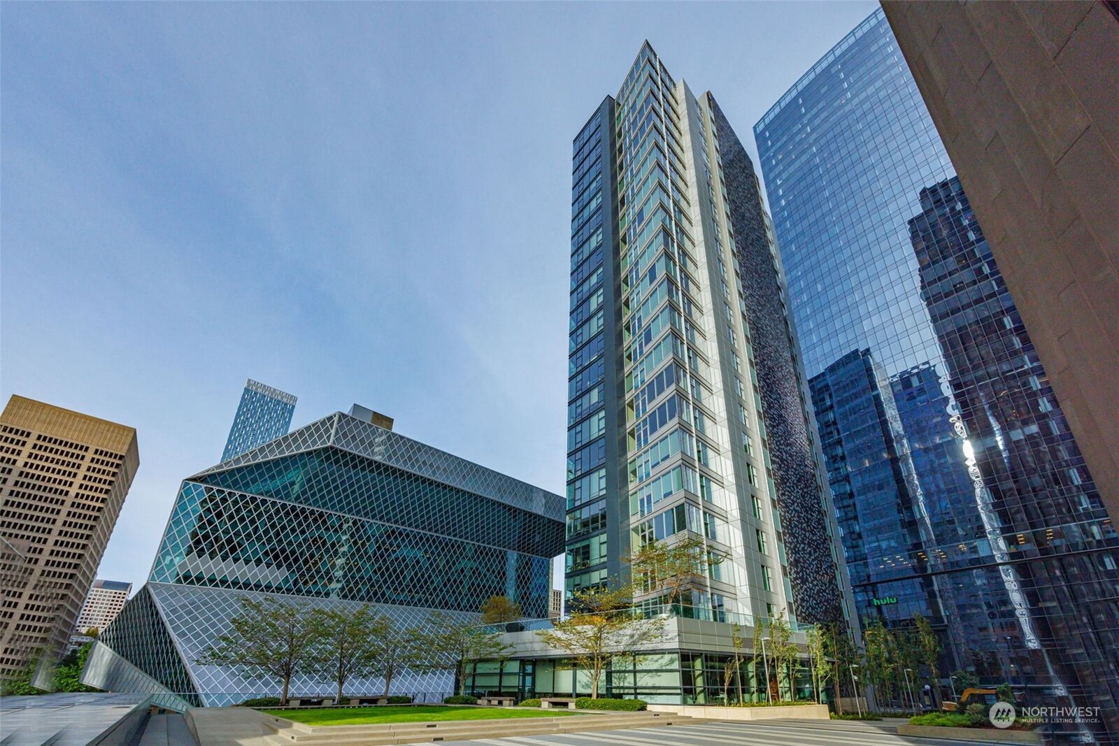 Property Photo: 909 5th Avenue 801 WA 98164