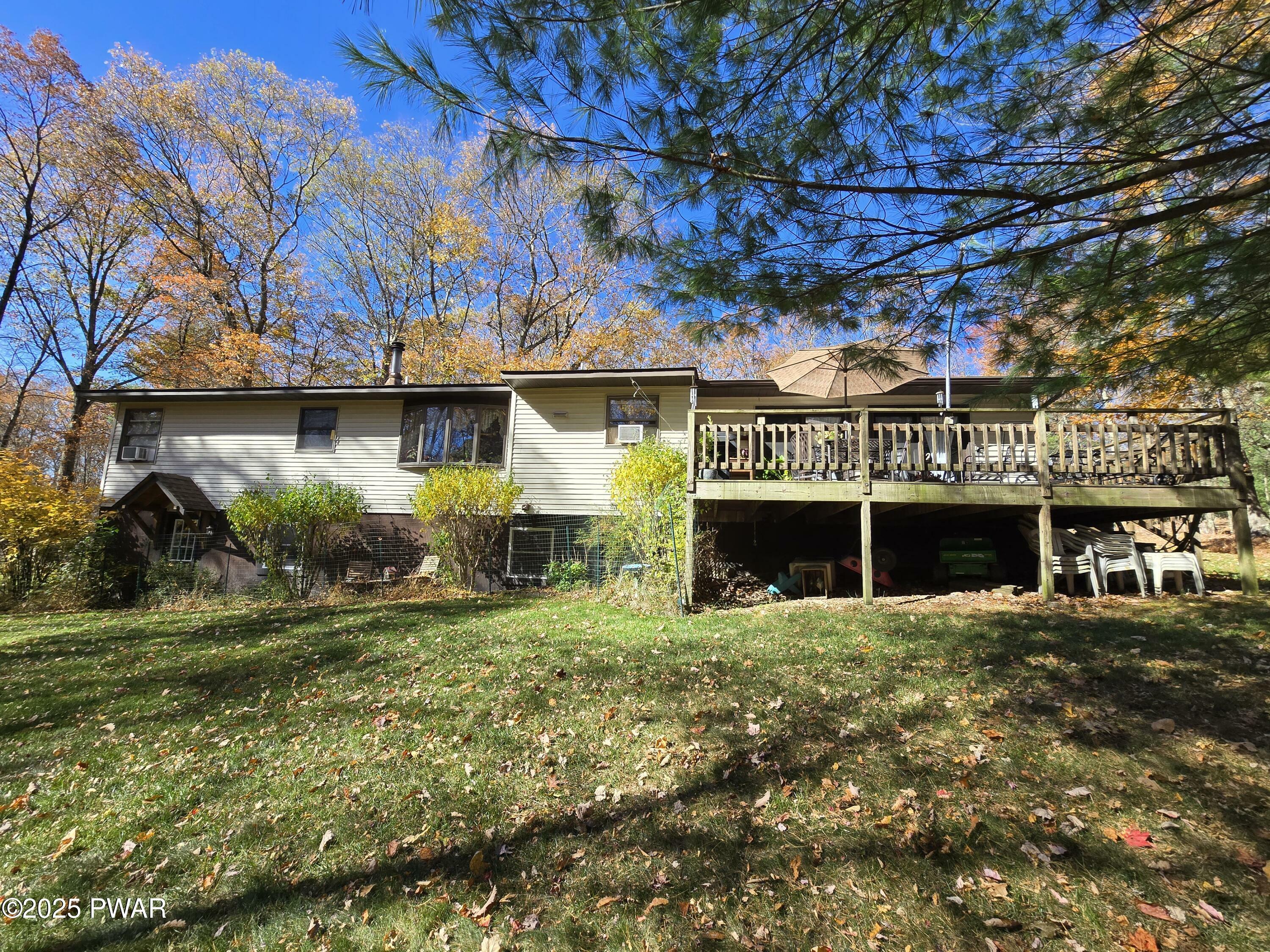 Property Photo:  114 Hobblebush Drive  PA 18337 