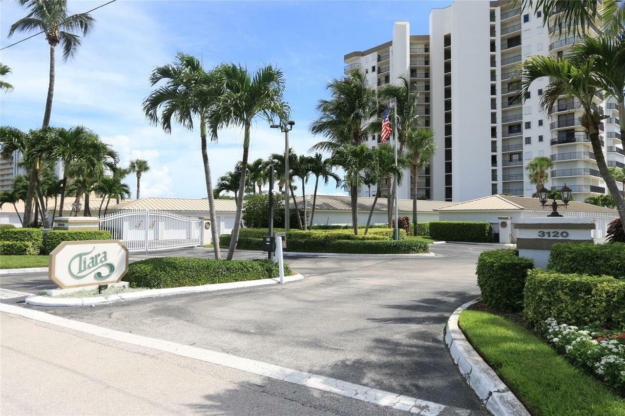 Property Photo:  3120 N Highway A1a 103  FL 34949 