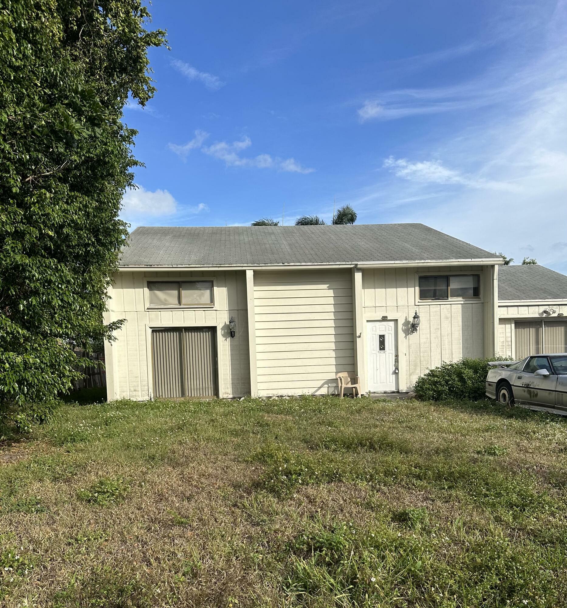 Property Photo:  4412 Wilkinson Drive  FL 33461 