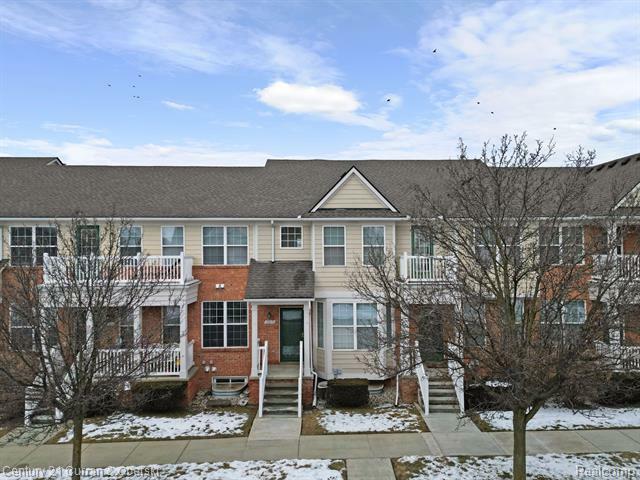 13315 St Ervin Avenue 16  Detroit MI 48215 photo