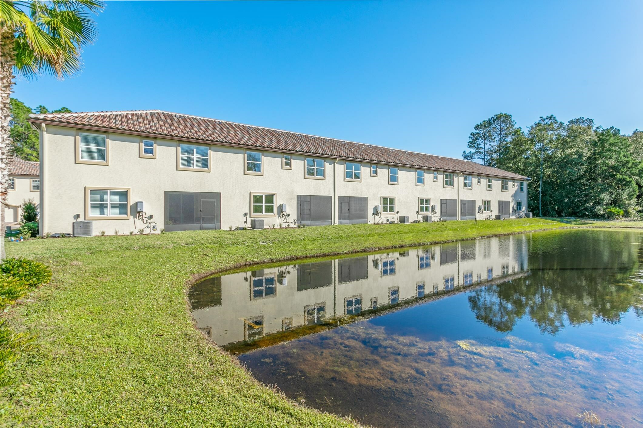 Property Photo: 259 Grand Ravine Drive FL 32086