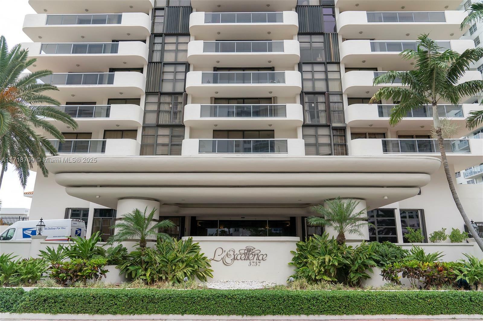 Property Photo:  5757 Collins Ave 1604  FL 33140 