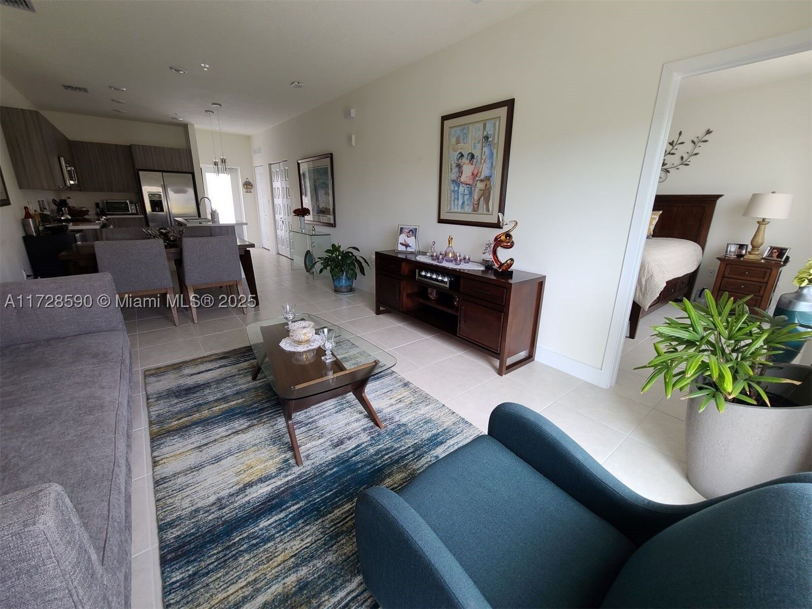 Property Photo: 8301 NW 41st 302 FL 33166