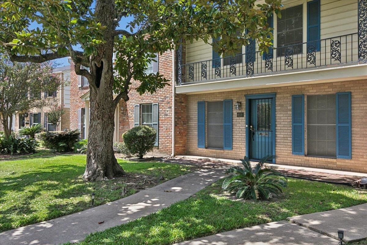 Property Photo:  6230 Afton  TX 77706 