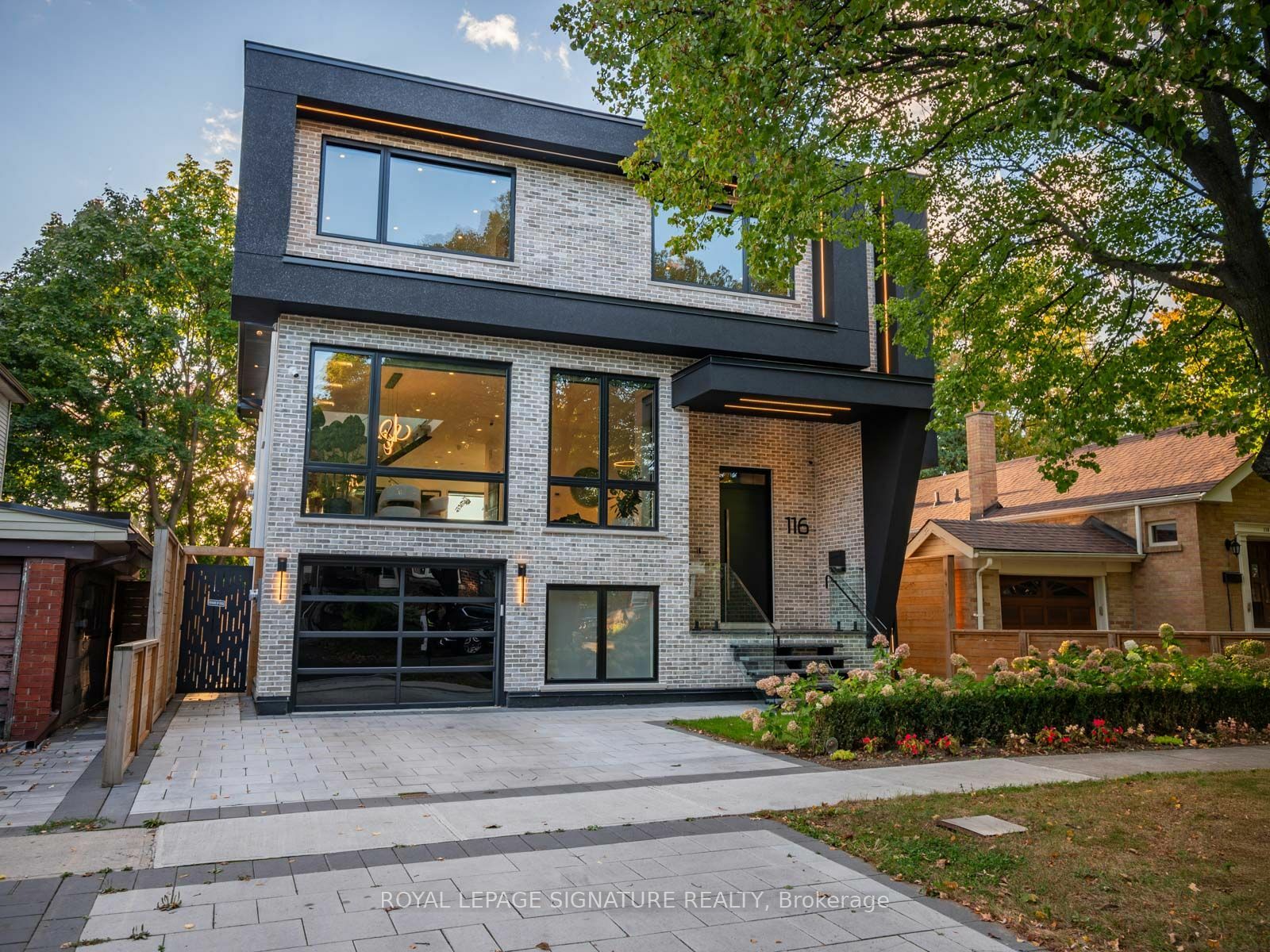 116 Presley Ave  Toronto ON M1L 3R1 photo