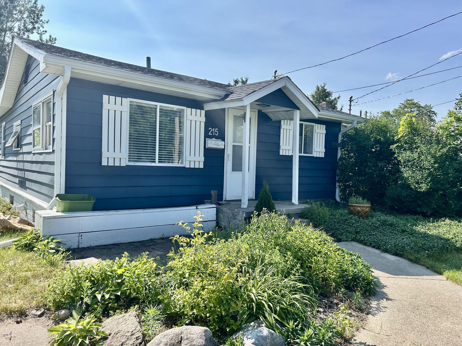 Property Photo: 215 N Illinois Ave Avenue MI 49735