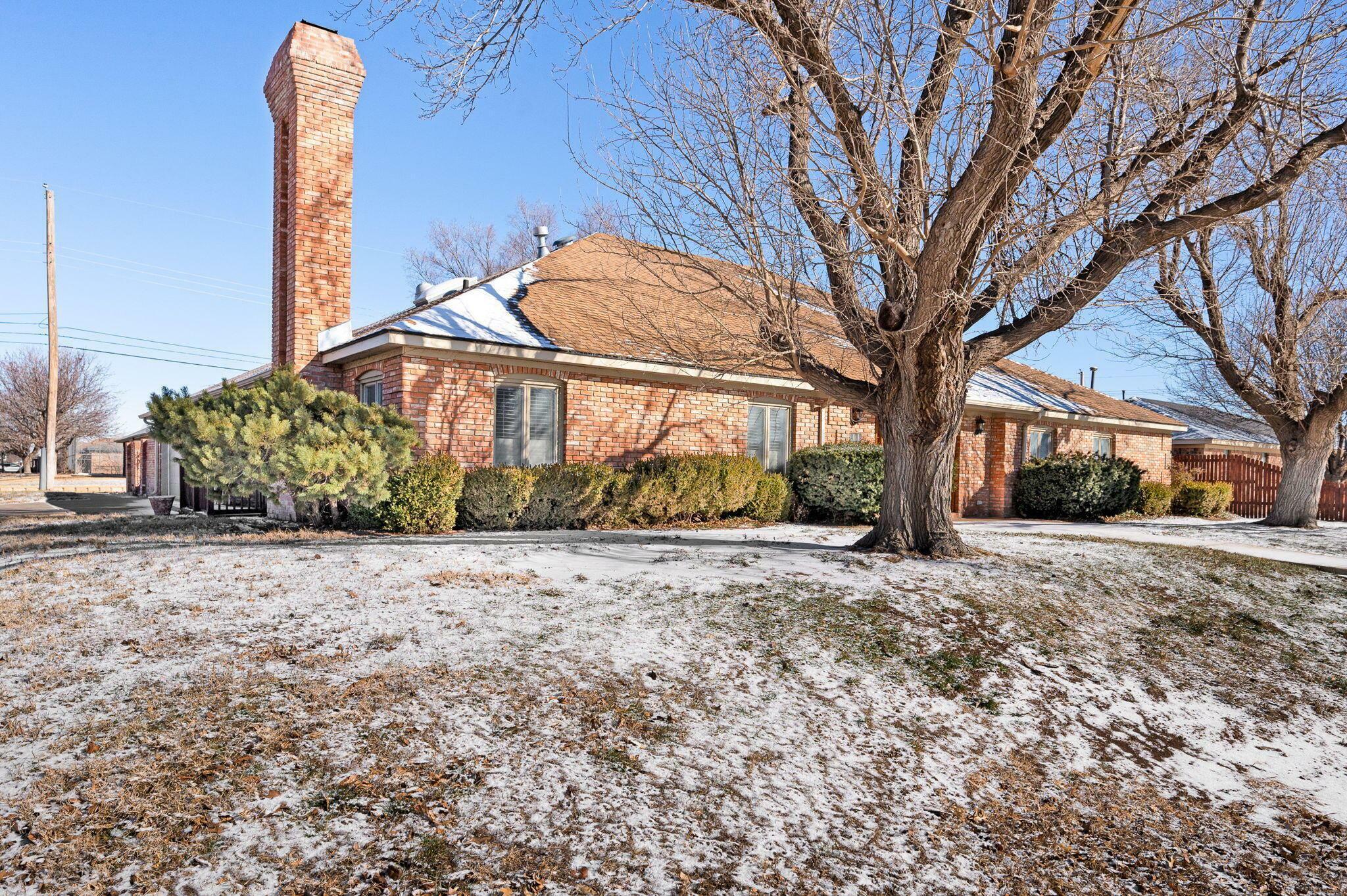 Property Photo:  301 10th Avenue  TX 79015-5015 