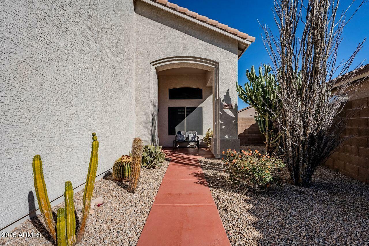 Property Photo:  23619 N 21st Street  AZ 85024 