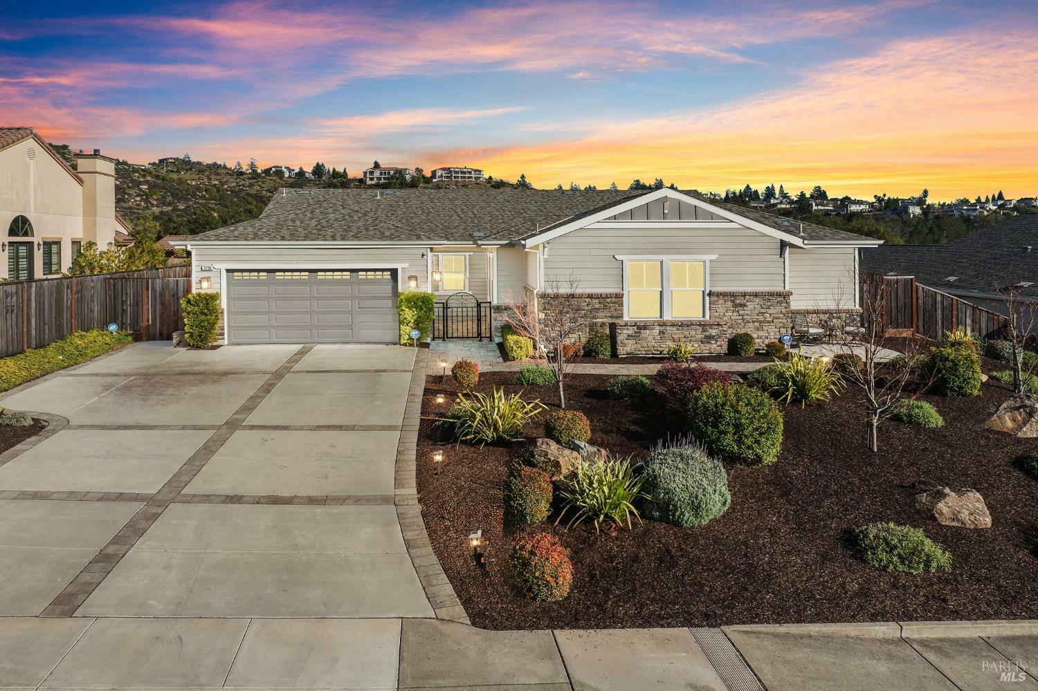 Property Photo:  3730 Crown Hill Drive  CA 95404 