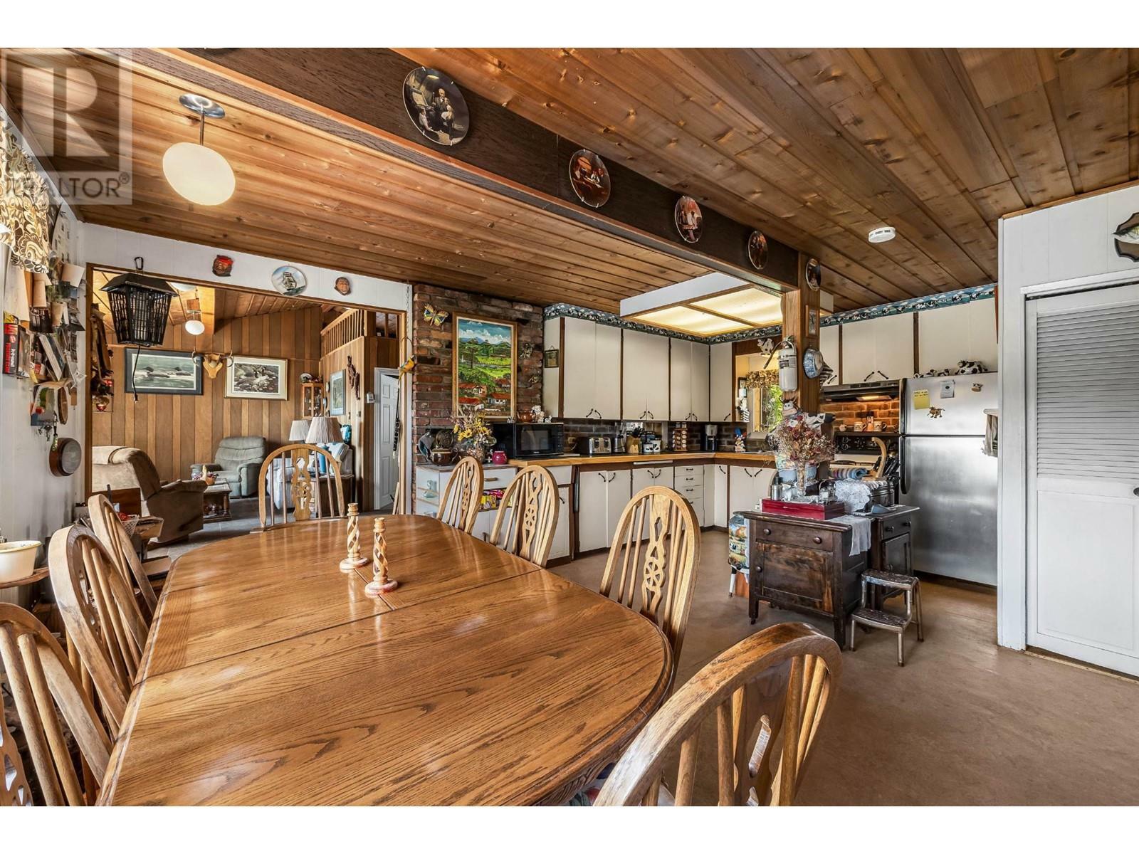 Property Photo: 4388 Meadow Creek Road BC V2H 1T7