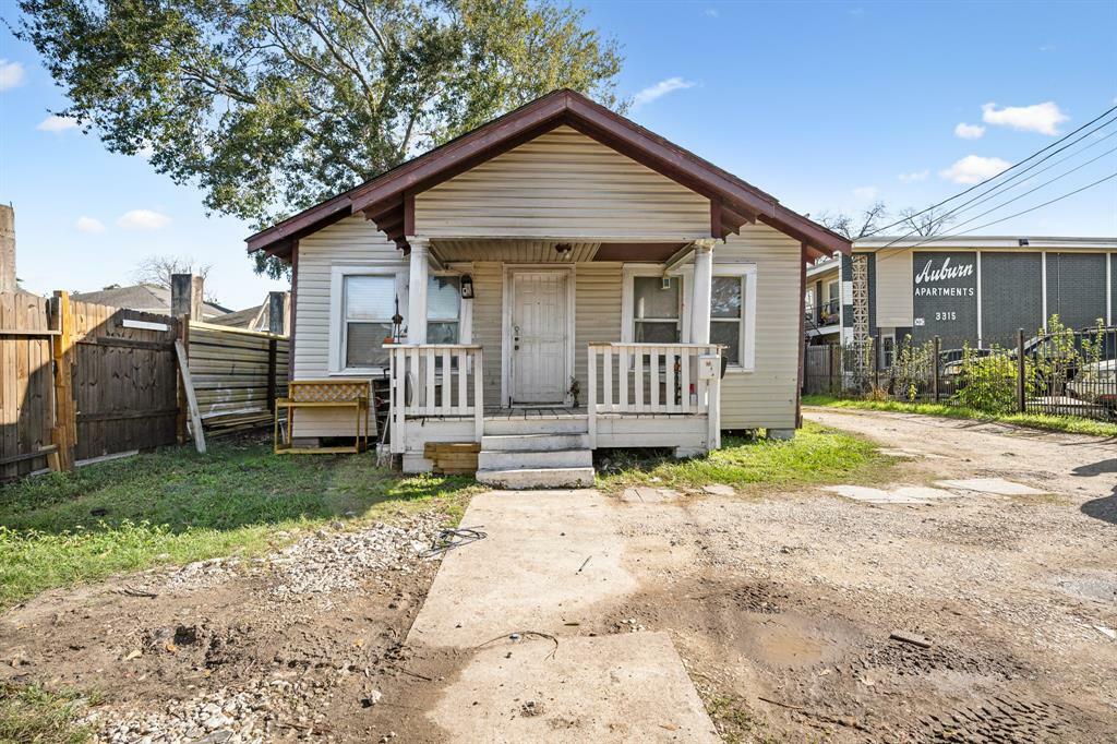 Property Photo:  3311 Auburn Street  TX 77017 