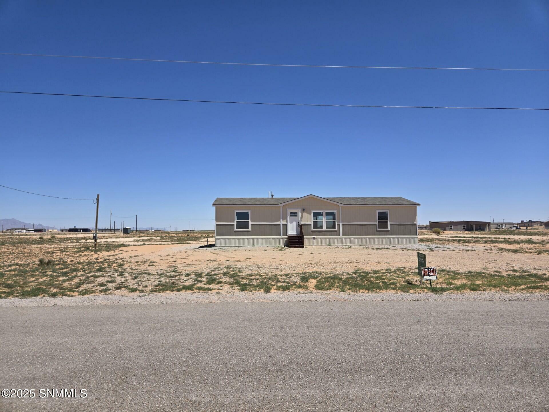 Property Photo: 1413 Gobi Desert Drive NM 88081