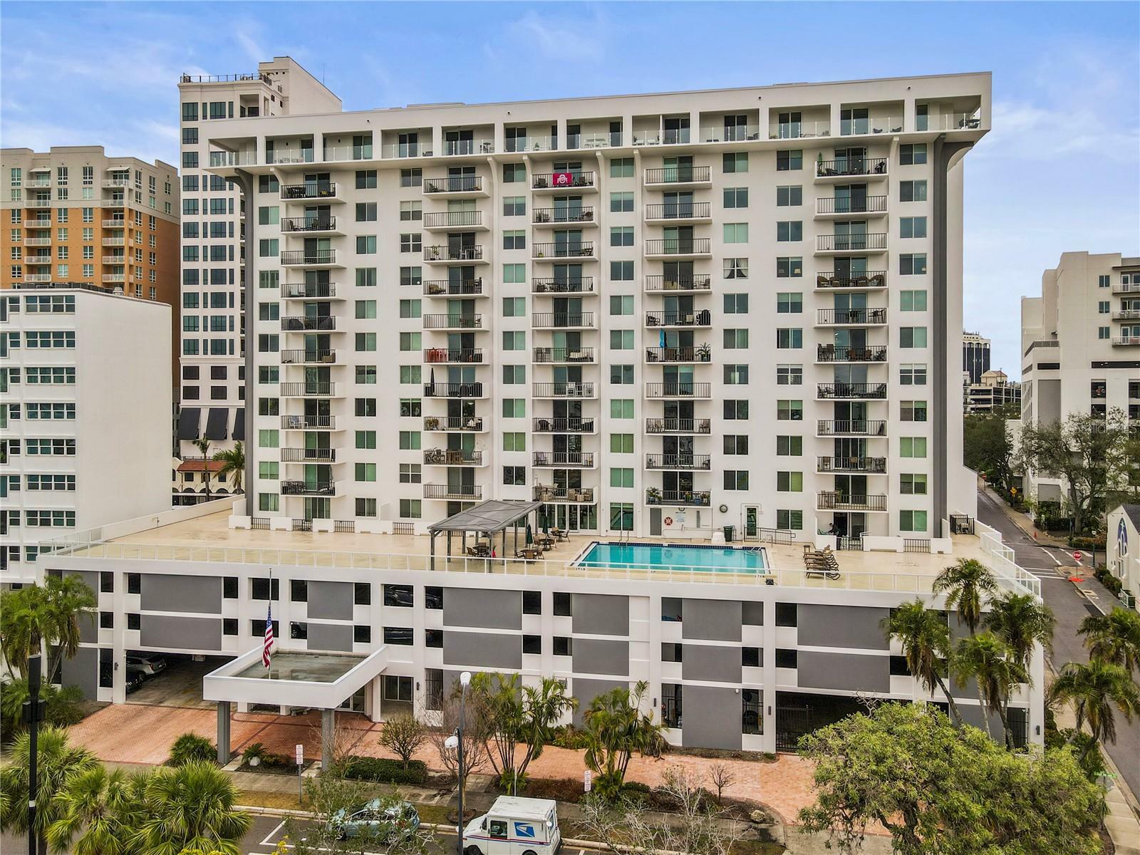 Property Photo: 101 S Gulfstream Avenue 12C FL 34236
