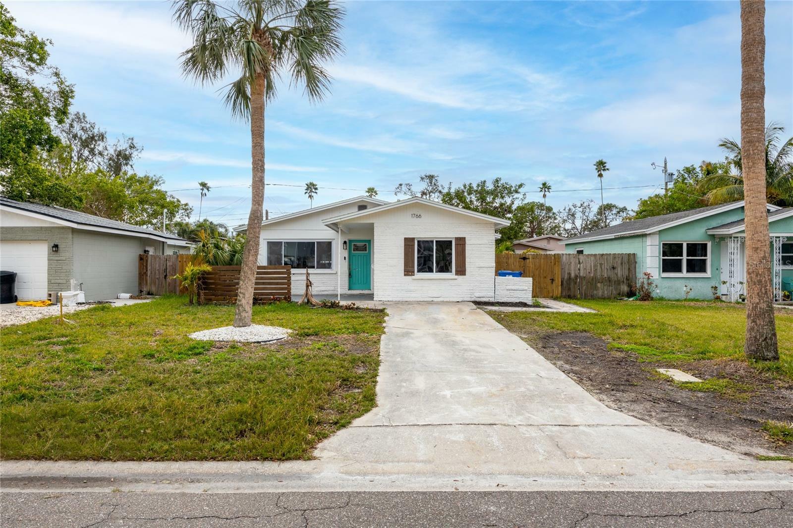 Property Photo: 1766 Maryland Avenue NE FL 33703