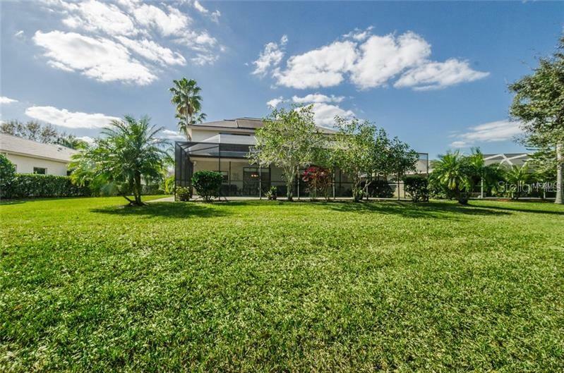 Property Photo:  16105 Turnbury Oak Drive  FL 33556 