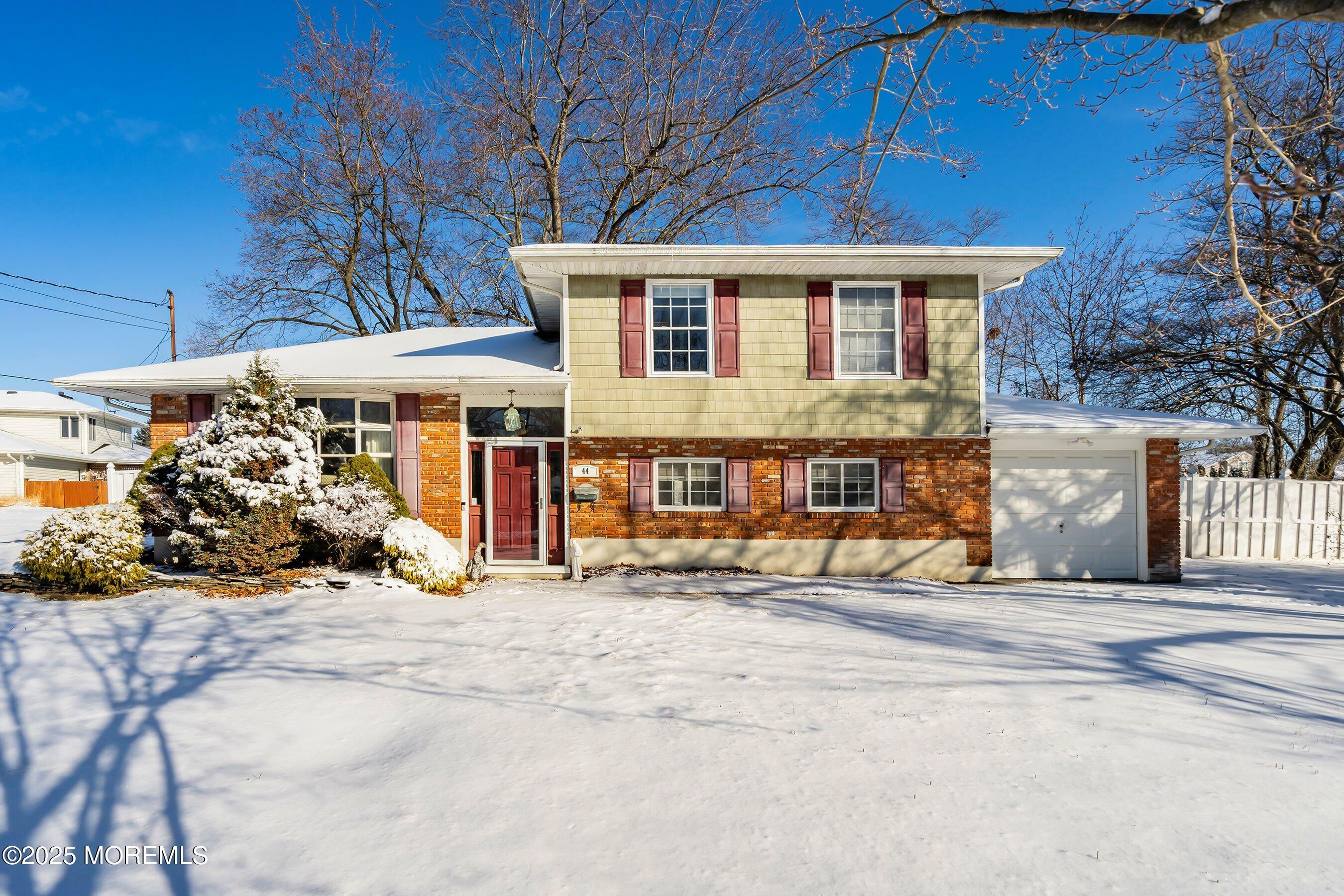 Property Photo:  44 Koenig Lane  NJ 07728 