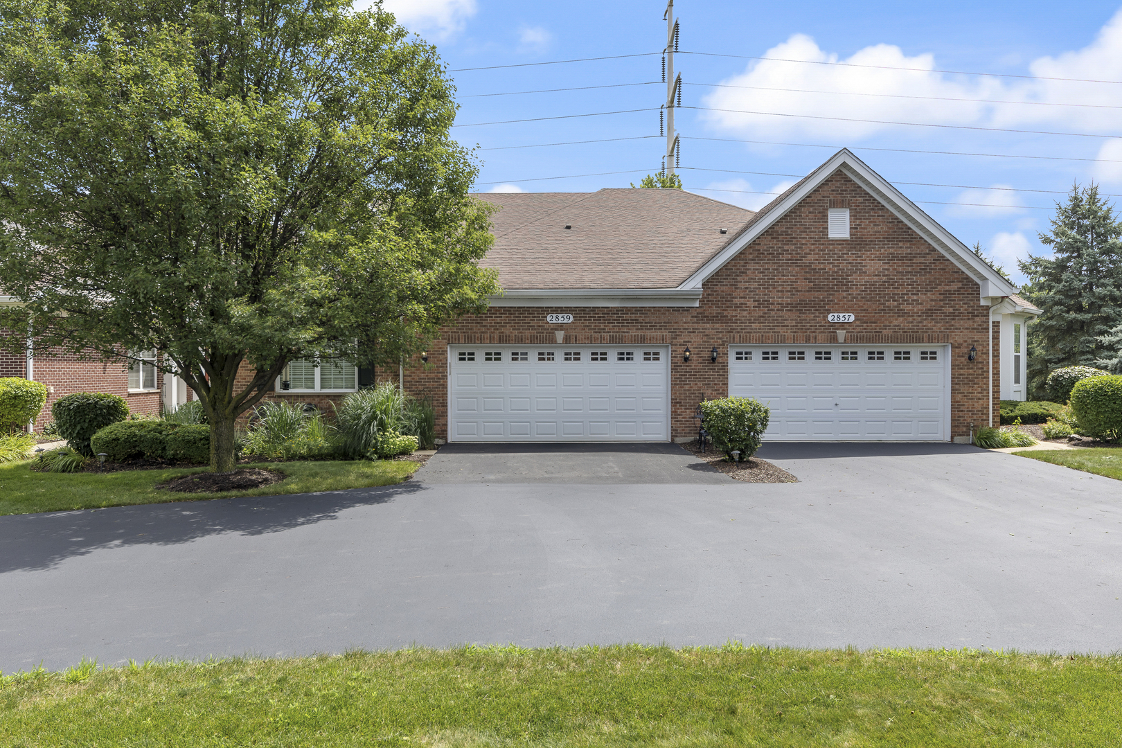 Property Photo:  2859 Bond Circle  IL 60563 