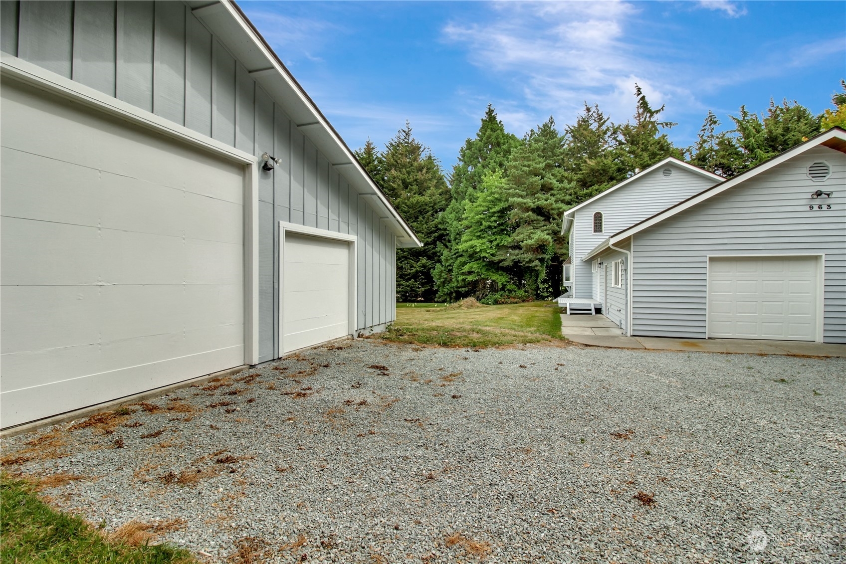 Property Photo:  963  Utsalady Road  WA 98282 