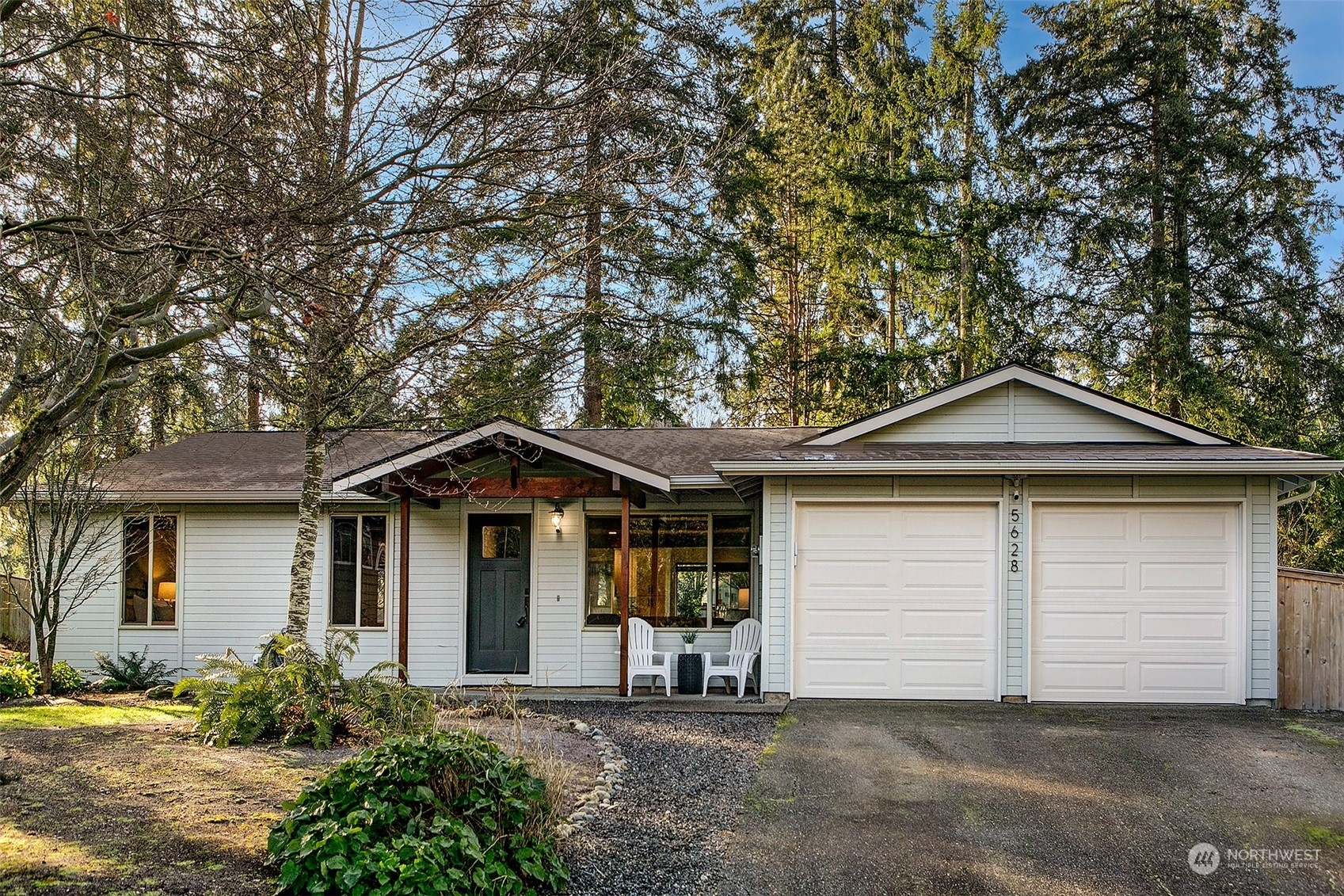 Property Photo:  5628  171st Place SW  WA 98037 