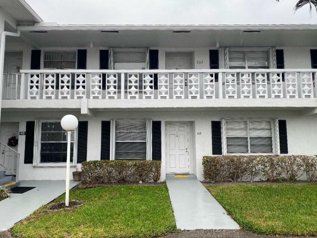 Property Photo:  2860 SW 13th Street 202  FL 33445 