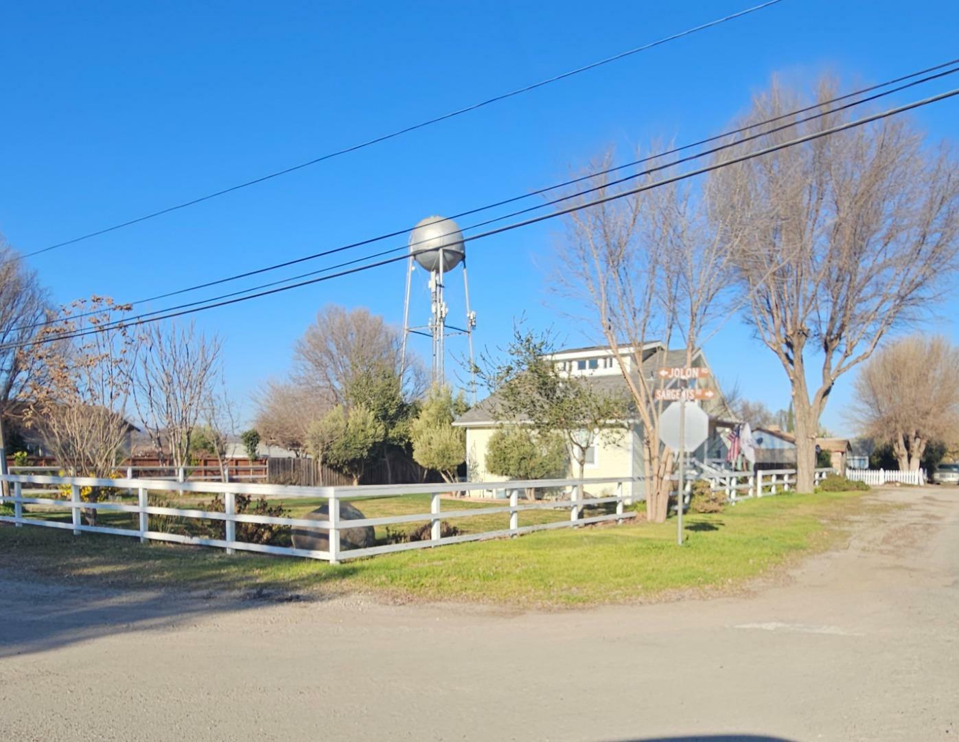 Property Photo:  62420 Railroad Street  CA 93450 