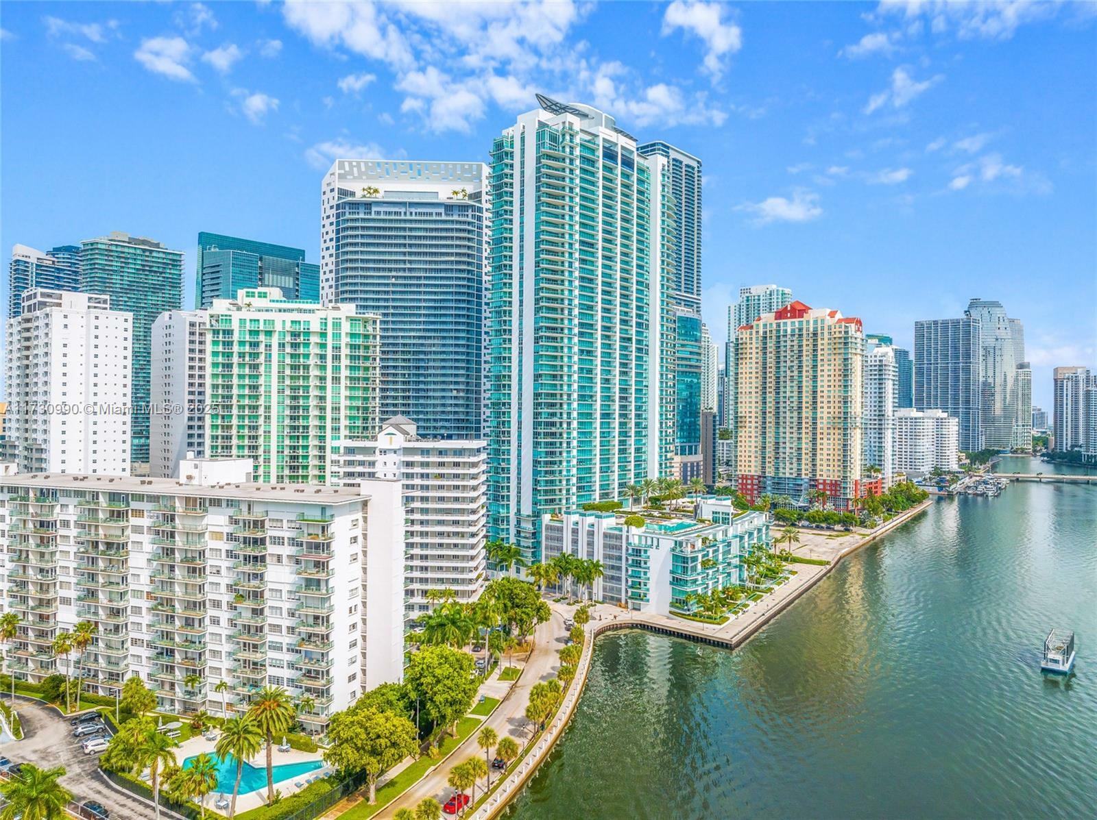 Property Photo:  1331 Brickell Bay Dr 1602  FL 33131 