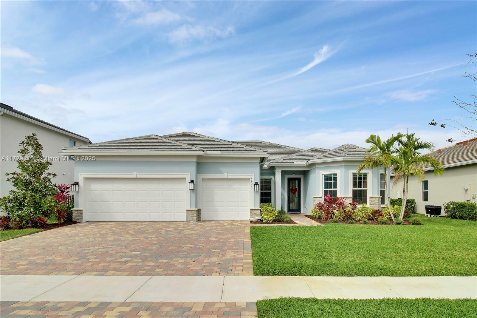 Property Photo:  9657 Mosler Trl  FL 33467 