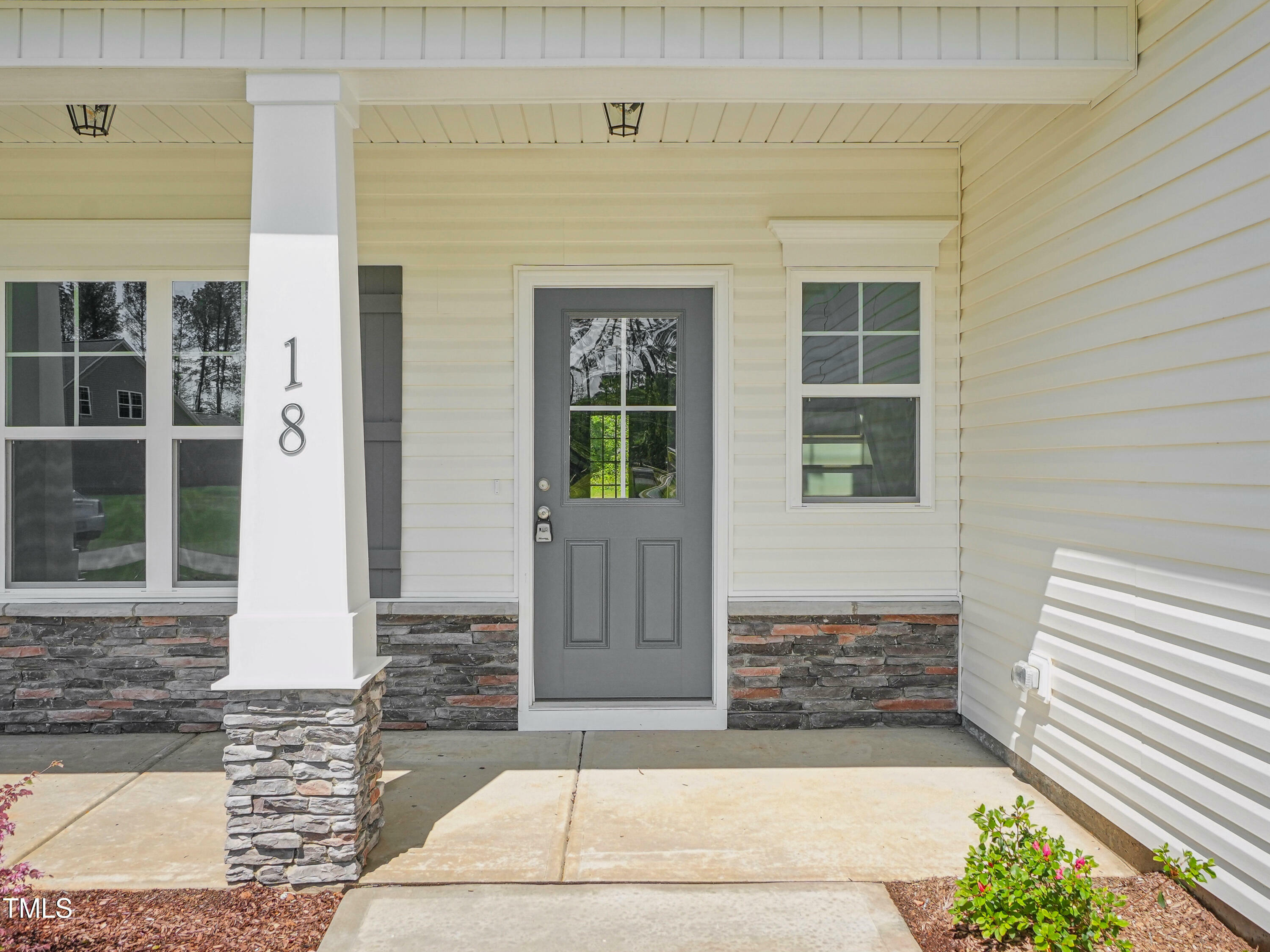 Property Photo:  18 Hewitt Woods Drive  NC 27527 