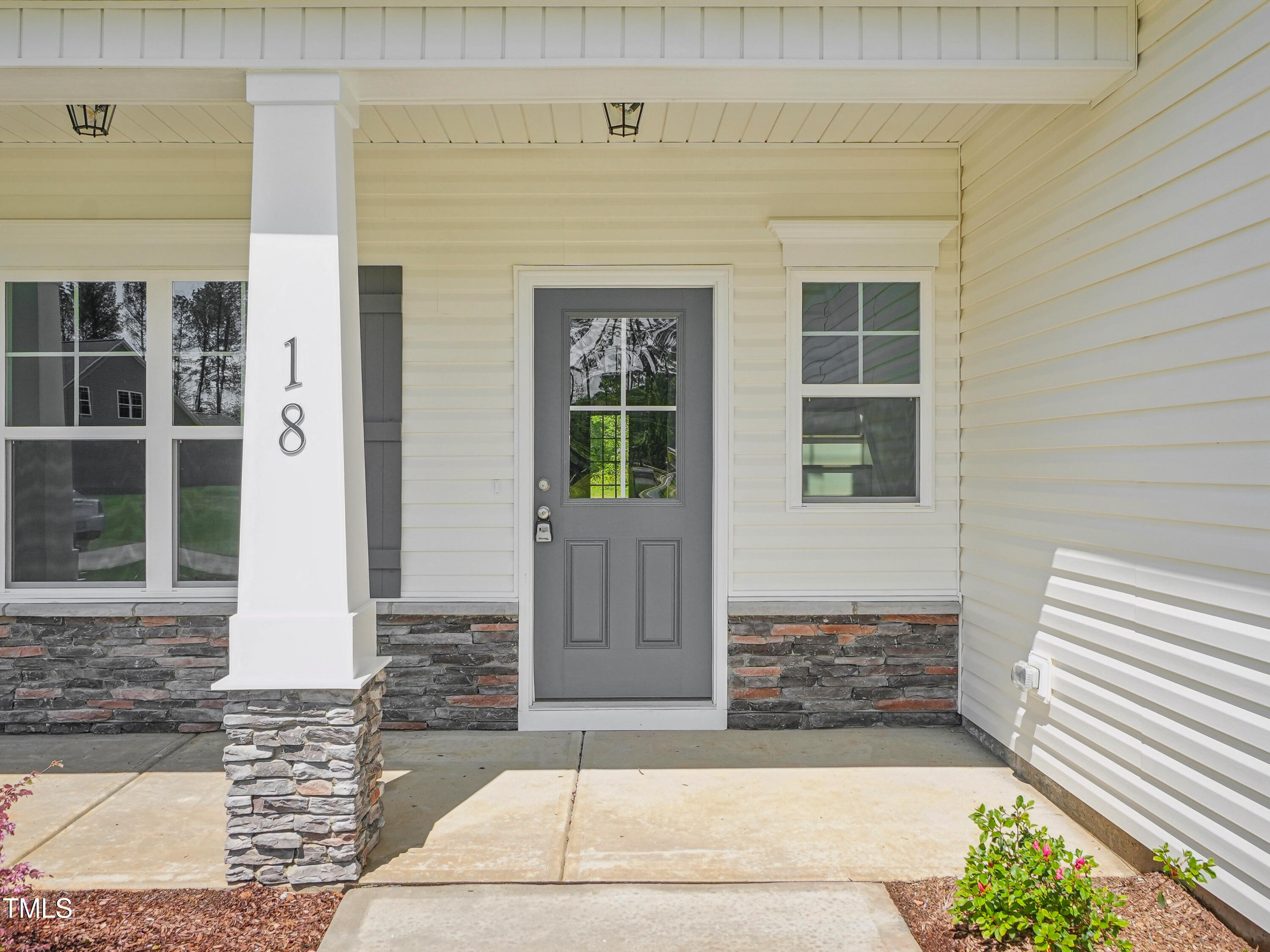Property Photo:  18 Hewitt Woods Drive  NC 27527 