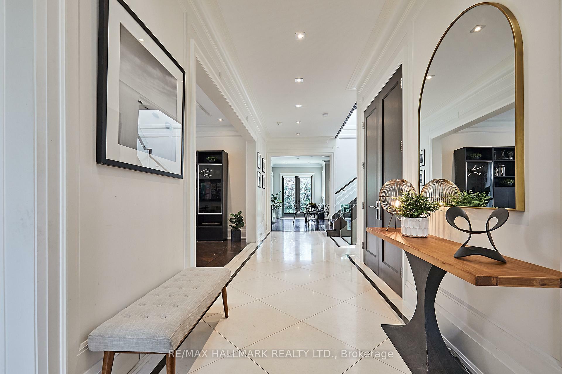 Property Photo: 75 Lorraine Drive ON M2N 2E3