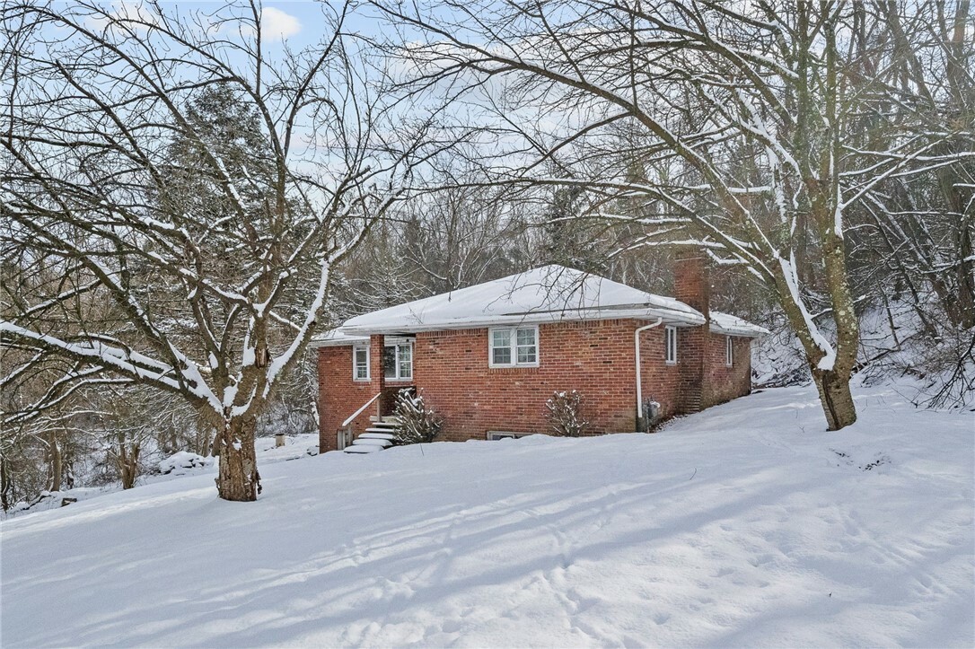 Property Photo:  309 Lewis Run Road  PA 15122 