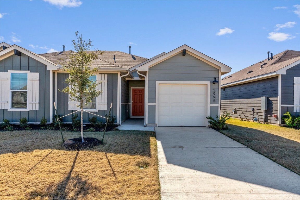Property Photo: 599 Arnold Loop B TX 78640