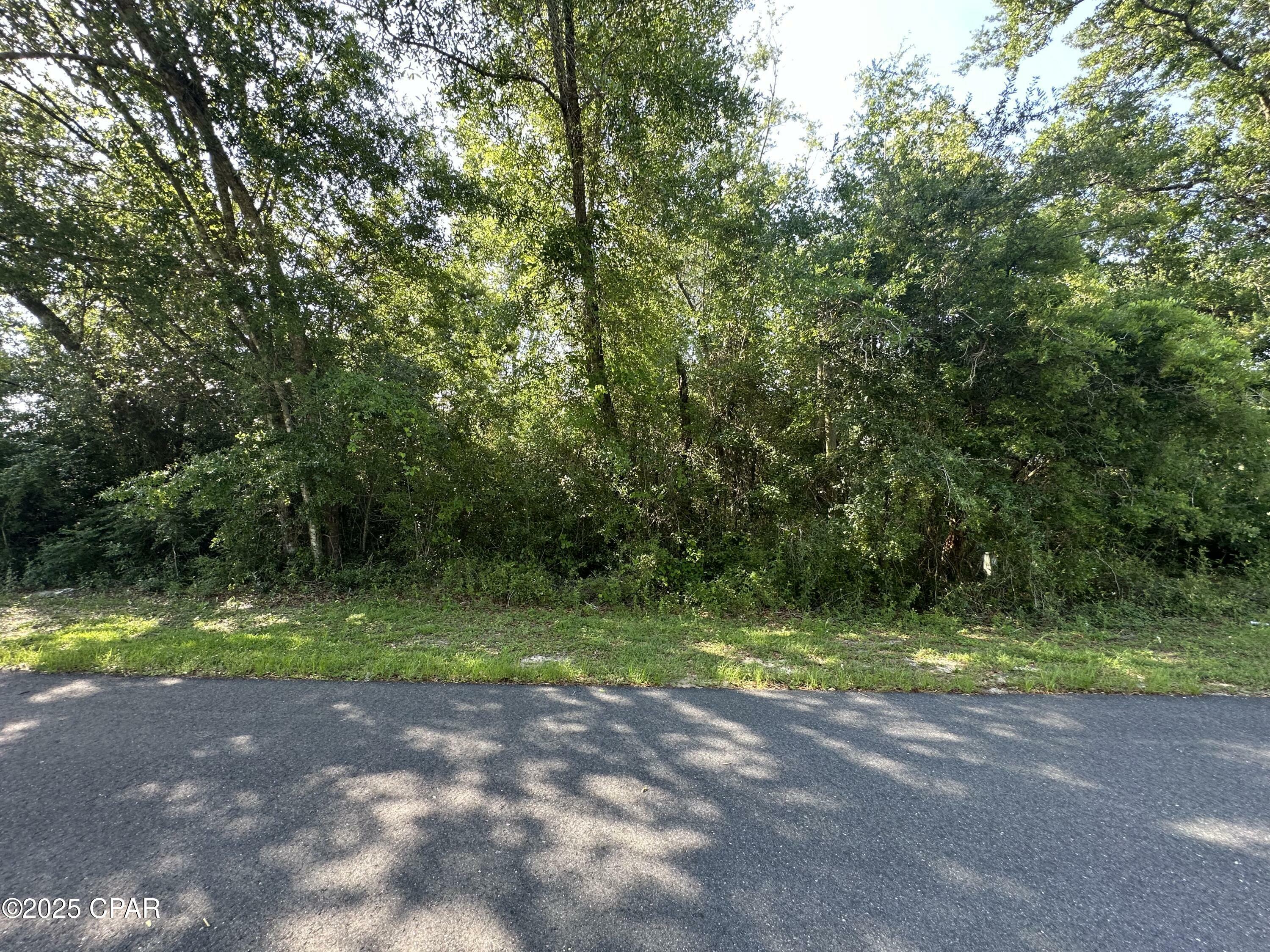 Property Photo: 6009 Wedgewood Lane FL 32466