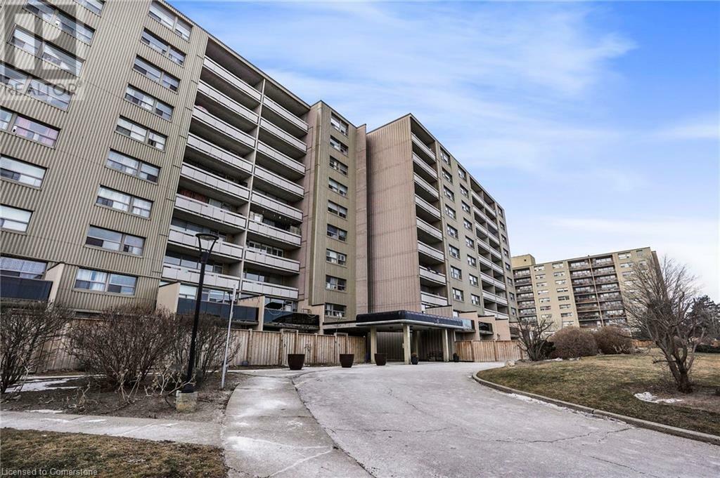 Property Photo: 15 Albright Road 1 ON L8K 5J2