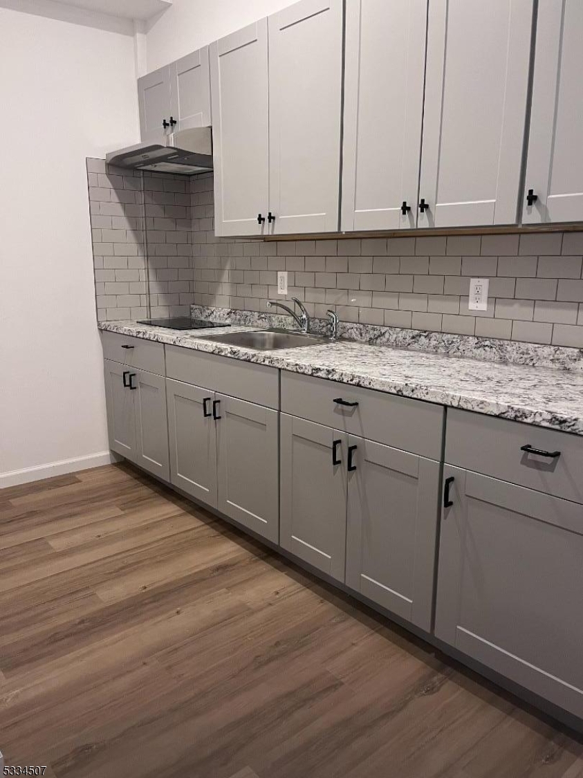 Property Photo:  210 Broad St 8  NJ 07201 