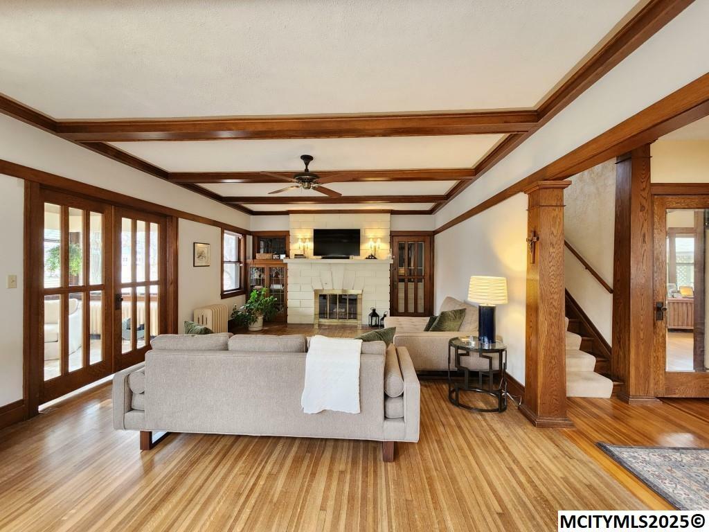 Property Photo: 104 River Heights Dr IA 50401