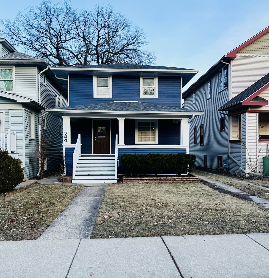 Property Photo: 744 N Cuyler Avenue IL 60302